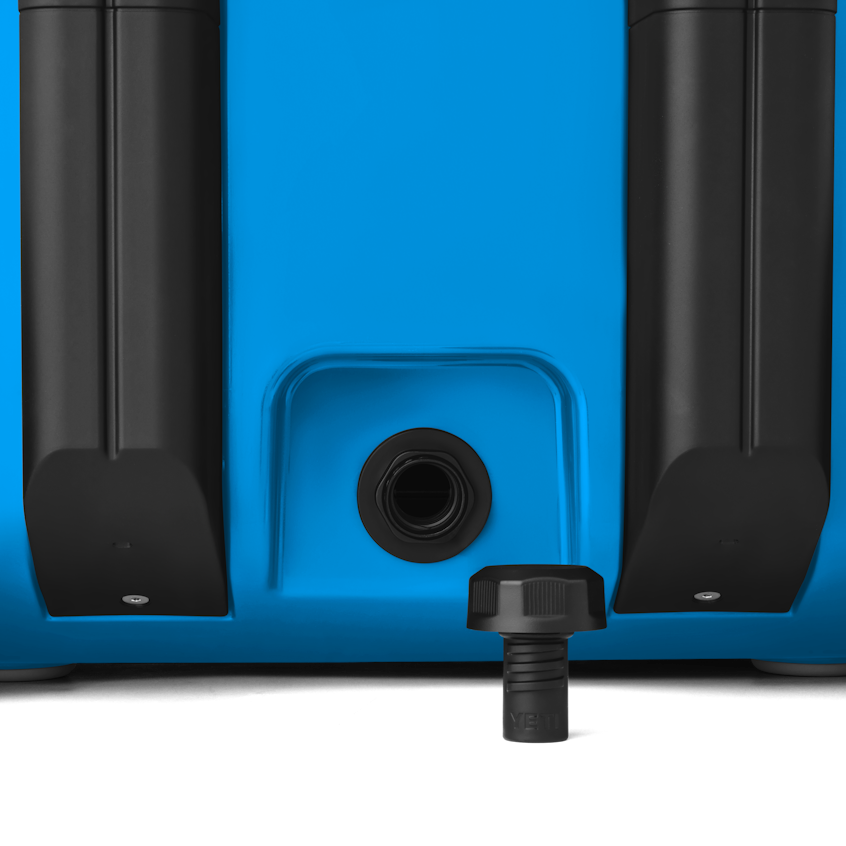 ROADIE® 32 WHEELED COOLER