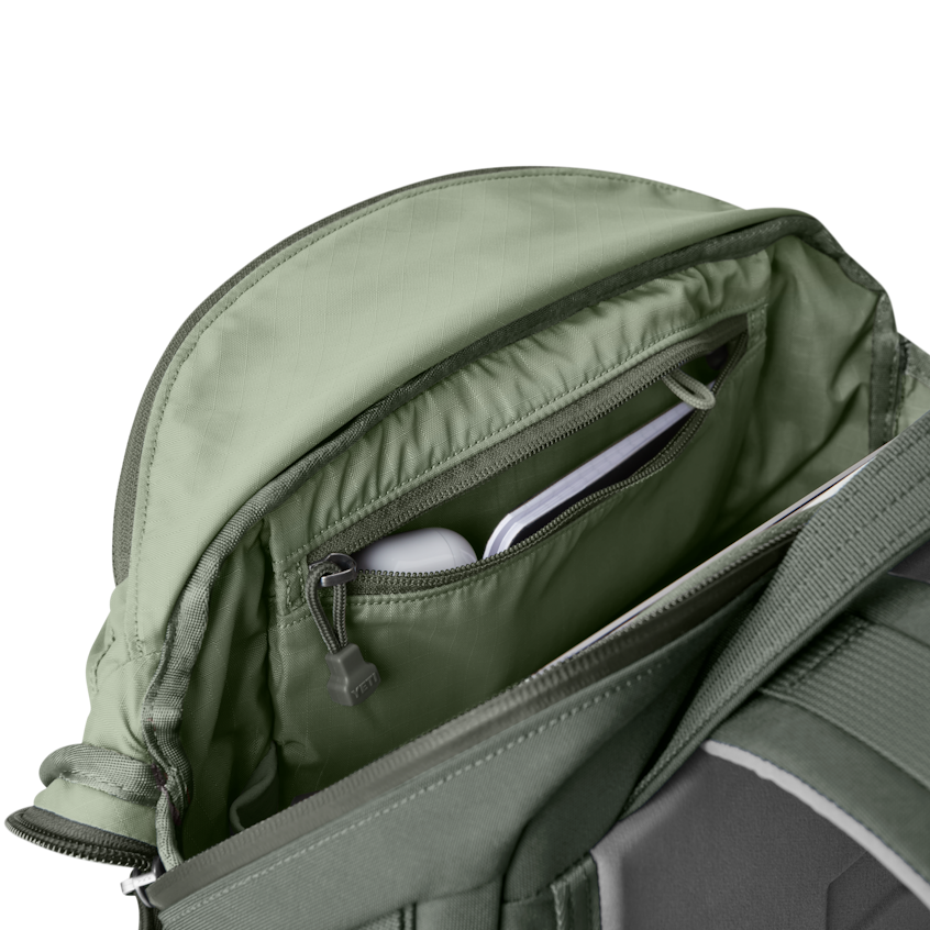 Crossroads Backpack 22L